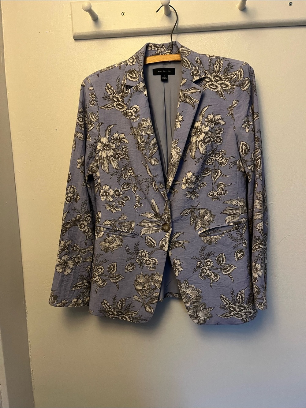 Ann Taylor Lavender Floral Blazer